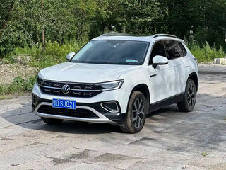 2022 Volkswagen Tayron I, белый, 2005000 рублей, вид 1
