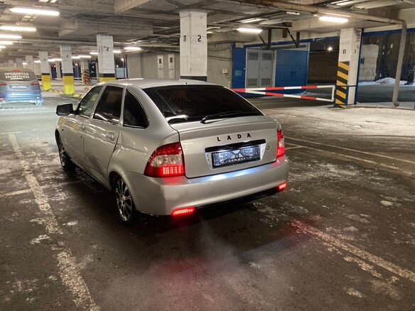 2010 Lada (ВАЗ) Priora I, серебристый, 299990 рублей - вид 7
