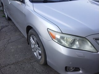 2010 Toyota Camry VI (XV40) Рестайлинг, серебристый, 1050900 рублей, вид 2