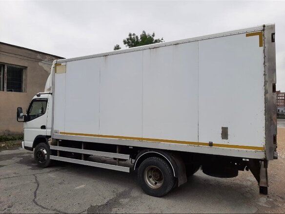 2012 Fuso (Mitsubishi) Canter, белый, 2500000 рублей - вид 3