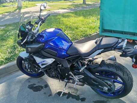 2020 Yamaha MT-10, синий, 1100000 рублей, вид 4