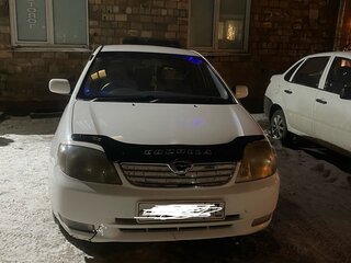2003 Toyota Corolla Runx IX (E120, E130), белый, 680000 рублей, вид 2