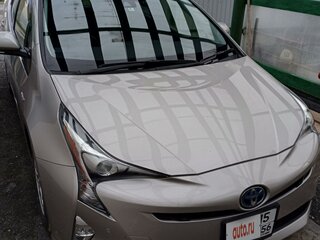2018 Toyota Prius IV (XW50), серебристый, 1850000 рублей, вид 4