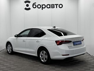 2021 Skoda Octavia IV (A8), белый, 1781000 рублей, вид 4