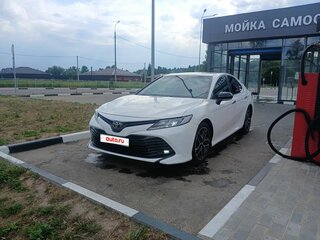 2020 Toyota Camry VIII (XV70), жёлтый, 1750000 рублей, вид 1