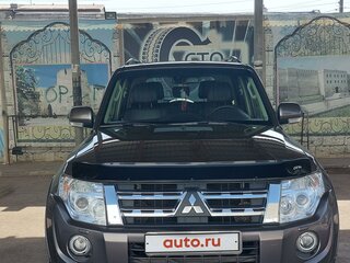 2011 Mitsubishi Pajero IV Рестайлинг 1, коричневый, 2200000 рублей, вид 2