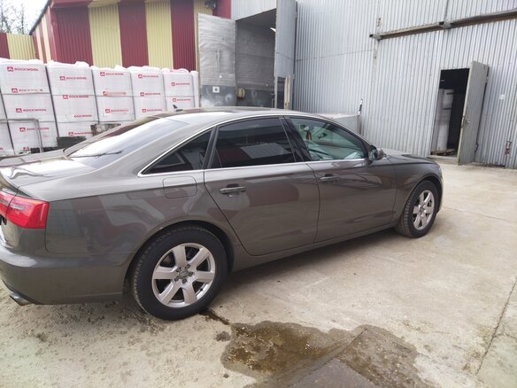 2012 Audi A6 IV (C7), коричневый, 1340000 рублей - вид 1