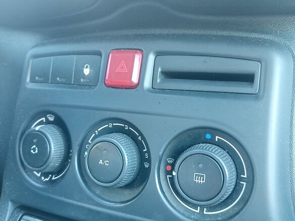 2010 Citroen C3 Picasso I, серый, 450000 рублей - вид 11