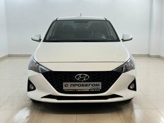 2020 Hyundai Solaris II Рестайлинг, белый, 1550000 рублей, вид 2