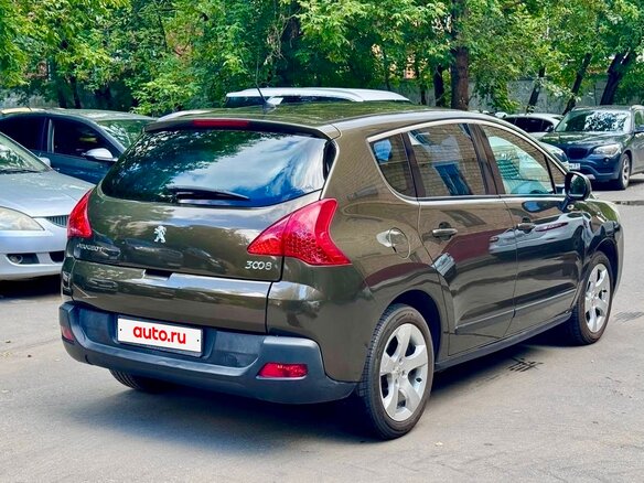 2009 Peugeot 3008 I, коричневый, 650000 рублей - вид 4
