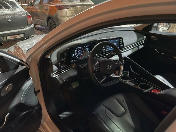 2022 Hyundai Elantra VII (CN7), белый, 1700000 рублей - вид 6