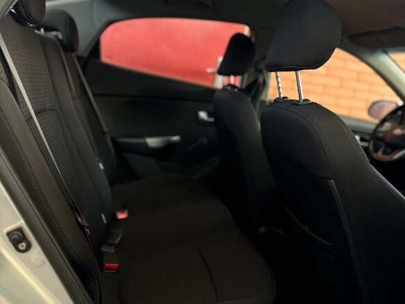 2014 Kia Rio III, серебристый, 1500000 рублей - вид 14