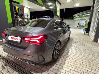 2019 Mercedes-Benz A-Класс 200 IV (W177), серый, 3000000 рублей, вид 4