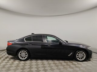 2018 BMW 5 серии 520d VII (G30/G31/G38), чёрный, 2155000 рублей, вид 4