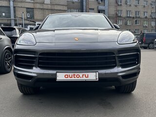 2021 Porsche Cayenne III, серый, 8900000 рублей, вид 2