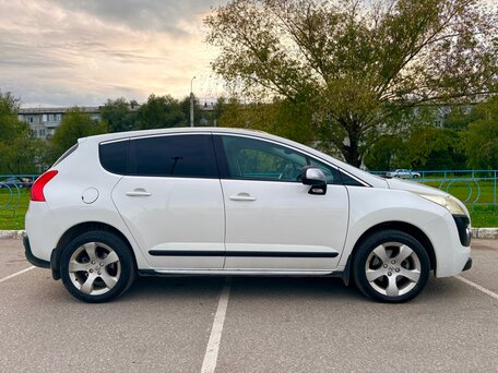 2010 Peugeot 3008 I, белый, 699000 рублей, вид 5