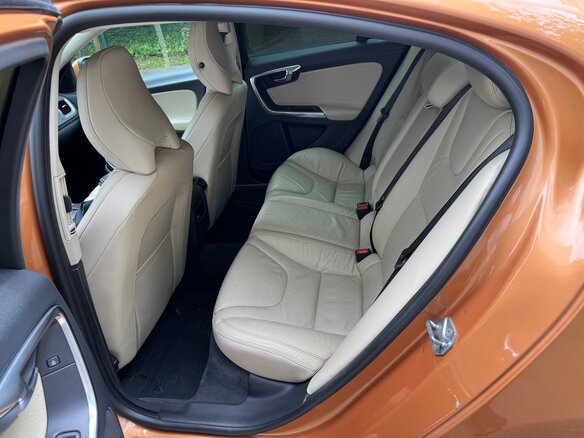 2013 Volvo S60 II Рестайлинг, оранжевый - вид 19