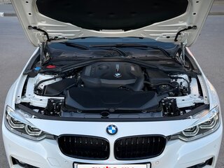 2017 BMW 3 серии 320i xDrive VI (F3x) Рестайлинг, белый, 3300000 рублей, вид 4
