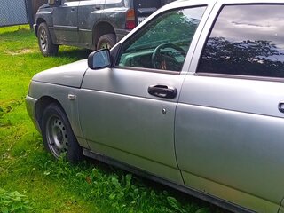 2004 Lada (ВАЗ) 2110, серебристый, 130000 рублей, вид 3