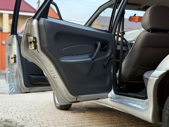 2003 Lada (ВАЗ) 2115, серебристый - вид 13