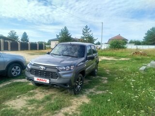 2021 Lada (ВАЗ) Niva Travel I, серый, 875000 рублей, вид 2