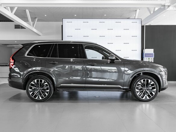 2026 Volvo XC90 B5 II Рестайлинг 2, серый, 12420000 рублей - вид 3