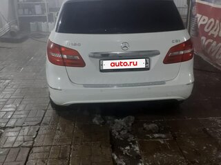2013 Mercedes-Benz B-Класс 180 CDI II (W246), белый, 1300000 рублей, вид 4