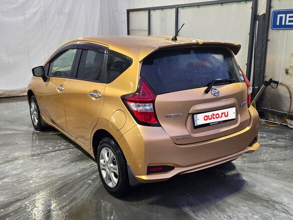 2016 Nissan Note e-Power II Рестайлинг, жёлтый, 950000 рублей - вид 4