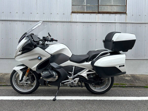 2022 BMW R 1250 RT, белый, 1700000 рублей