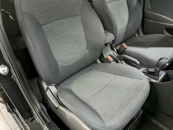 2015 Hyundai Solaris I Рестайлинг, чёрный - вид 19