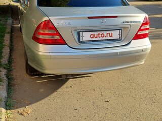 2004 Mercedes-Benz C-Класс 200 II (W203) Рестайлинг, серебристый, 1300000 рублей, вид 5