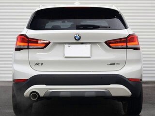 2022 BMW X1 18i sDrive II (F48) Рестайлинг, белый, 1689000 рублей, вид 5