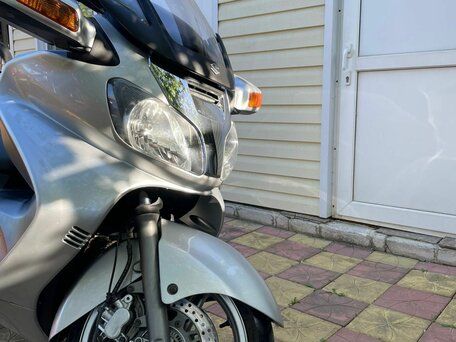 2004 Suzuki Burgman (SkyWave) 650, серебристый, 350000 рублей, вид 3