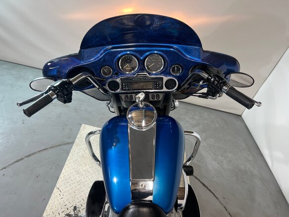 2006 Harley-Davidson Electra Glide, синий, 510000 рублей - вид 23