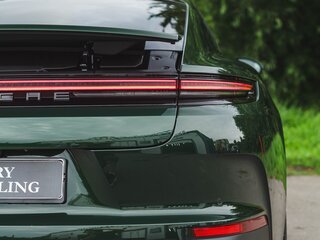 2024 Porsche Panamera 4 E-Hybrid III, зелёный, 17000000 рублей, вид 4