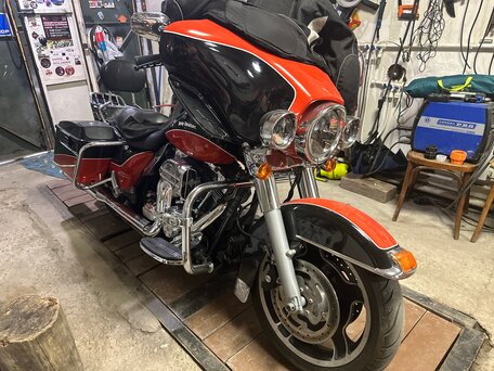 2011 Harley-Davidson Street Glide Ultra, красный, 950000 рублей, вид 1