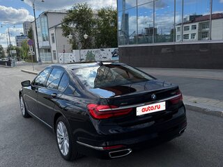 2016 BMW 7 серии 750i xDrive VI (G11/G12), чёрный, 4000000 рублей, вид 3
