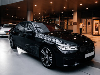2015 BMW 7 серии Long 740Ld xDrive VI (G11/G12), чёрный, 5423999 рублей, вид 1