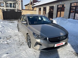 2023 Geely Emgrand II, коричневый, 2000000 рублей, вид 4