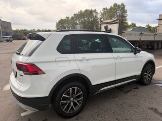 2018 Volkswagen Tiguan II, белый, 2600000 рублей, вид 2