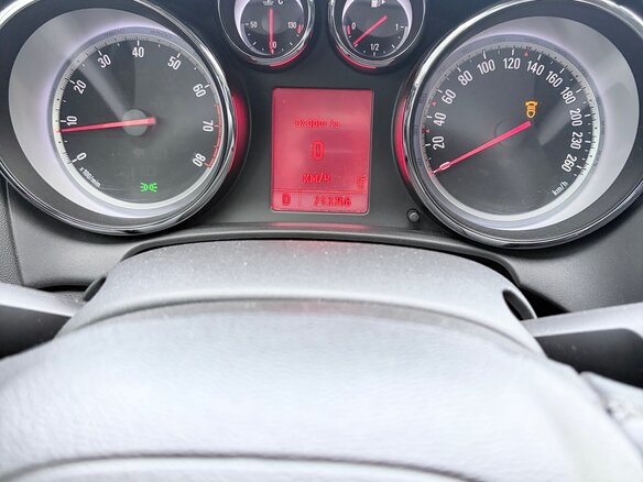 2010 Opel Astra J, белый, 700000 рублей - вид 12