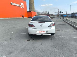 2010 Mazda 6 II (GH) Рестайлинг, белый, 1100000 рублей, вид 3