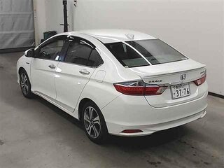 2016 Honda Grace I, белый, 1000000 рублей, вид 4