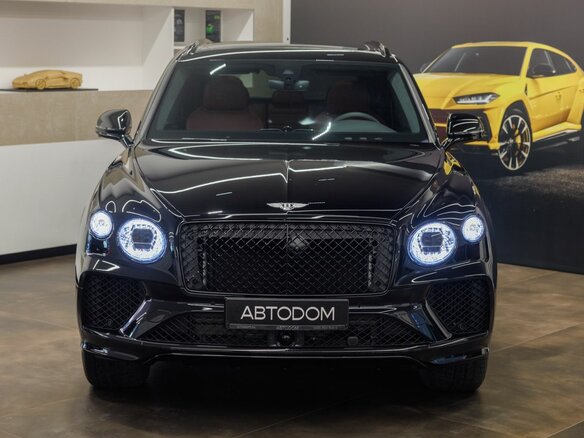 2025 Bentley Bentayga I Рестайлинг, чёрный, 34500000 рублей - вид 3