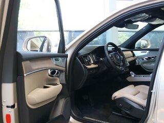 2026 Volvo XC90 B5 II Рестайлинг 2, золотистый, 10500000 рублей, вид 5