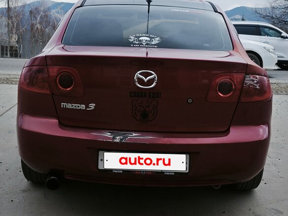2004 Mazda 3 I (BK), красный, 500000 рублей - вид 2