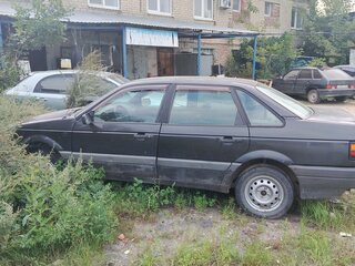 1990 Volkswagen Passat B3, чёрный, 175000 рублей, вид 3
