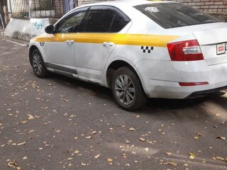 2015 Skoda Octavia III (A7), белый, 900000 рублей, вид 2