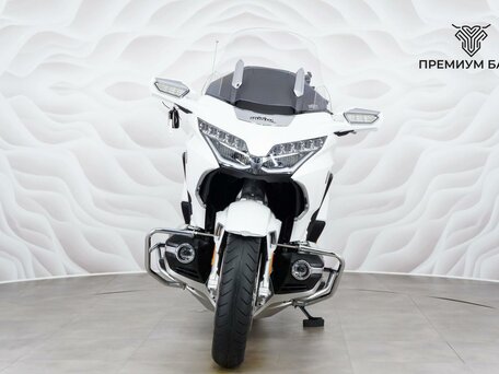 2019 Honda GL 1800 Gold Wing, белый, 2499000 рублей, вид 4