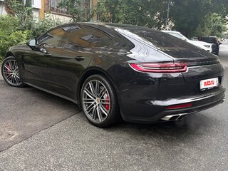 2018 Porsche Panamera Turbo II, чёрный, 8250000 рублей, вид 5